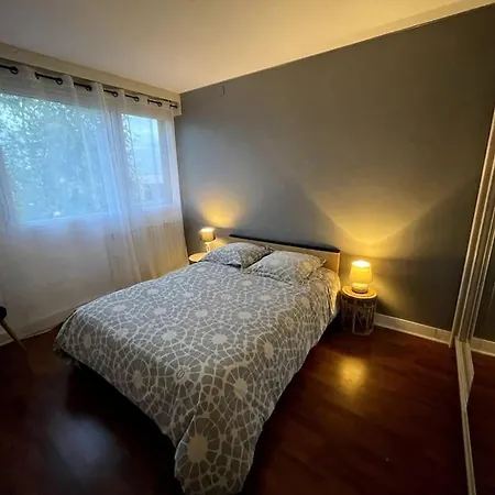 De 90 M2 A Massy Appartement