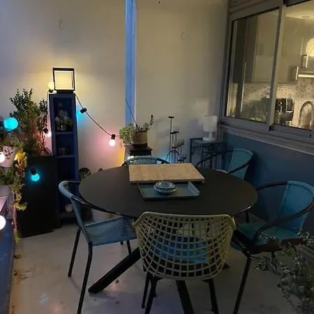 Appartement De 90 M2 A Massy *