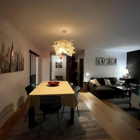 Appartement De 90 M2 A Massy